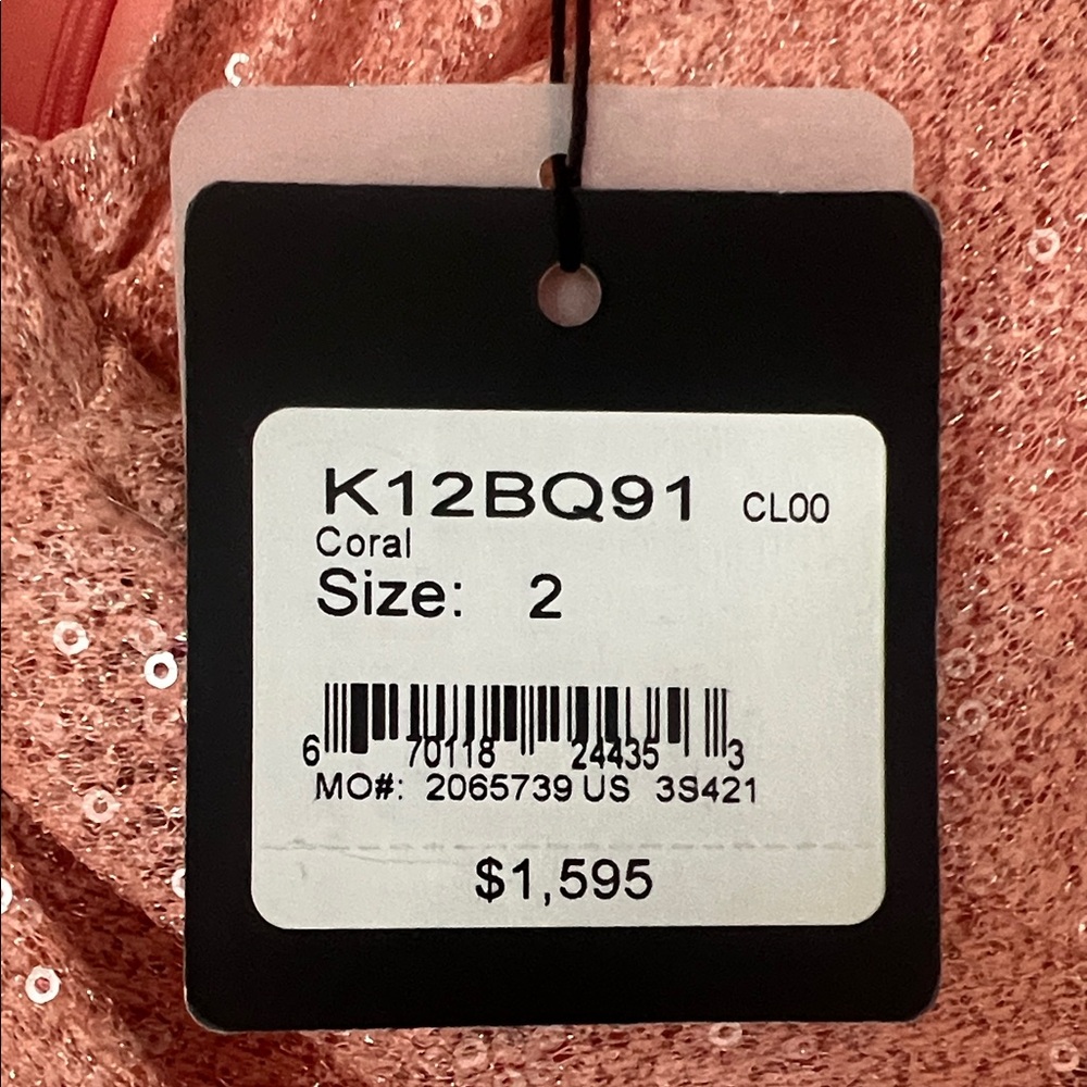 St. John Sequin Long Sleeve Gown - Picture 11 of 11